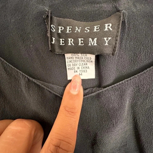 Spencer Jeremy 100% Silk Black Tank size Medium - Picture 5 of 5